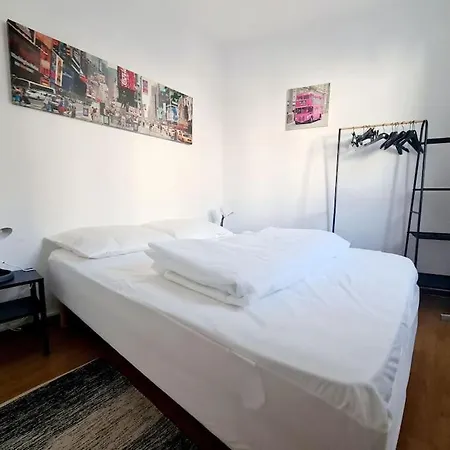 La Casita Du Dramont 83530 *